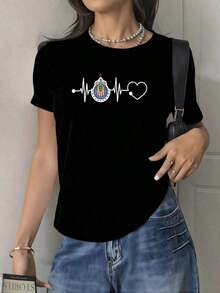 The New Simple Design Features A Heartbeat Pattern, And The  Symbolizes The Endless Passion For Football And The Love That Makes Every Heart Beat, Showcasing Strength, Unity, And Mexican Pride. Women's T-Shirt, 100% Pure Cotton, Urban Vintage Style, Unisex, Loose Fit, Short Sleeves, Crew Neck. - 黑色 - 查看 10