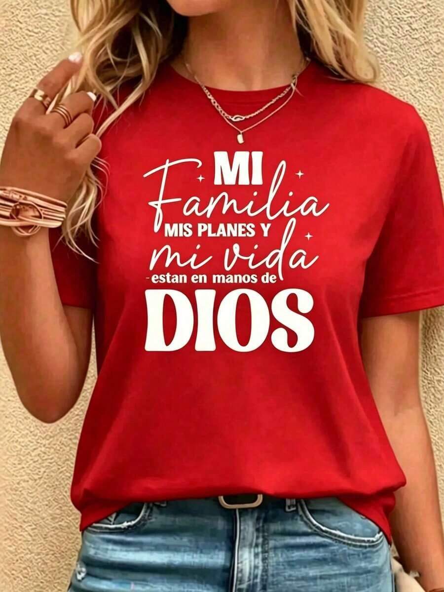 Christian Faith T-Shirt In Spanish: "My Family And My Life Are In God's Hands," White Fitted T-Shirt With Religious Inspirational Phrase, Casual Short Sleeve Blouse - 紅色的 - 查看 1