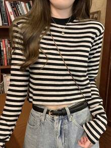 Las mujeres de América retro cuello redondo a rayas camiseta de manga larga, las mujeres de otoño e invierno de fondo interior de la camisa delgado diseño de la camiseta tops cortos - Negro - Ver 2