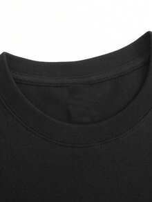 Camiseta casual para mujer con estampado de mariposas, tejido suave, corte holgado, cuello redondo y manga corta.Ideal para uso diario en primavera y verano, estilo moderno y relajado. - Negro - Ver 5