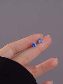 1 Pair S925 Sterling Silver Mini Sparkling Blue Zirconia Stud Earrings, Minimalist Design, Niche Elegant, Suitable For Women's Daily Commute, Vacation, Party, Can Be Stacked, Fashionable And Personalized Accessory For Pierced Ears - Drill - View 3