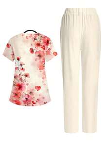 Conjunto de uniforme de enfermera de 2 piezas con parte superior de estampado floral rojo y pantalón recto de color albaricoque claro.La parte superior tiene diseño de escote en V, manga corta, bolsillo y borde elástico, para primavera/verano. - Multicolor 8 - Ver 2
