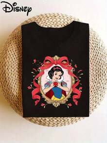 Top à manches courtes avec imprimé Blanche-Neige Disney, doux et élastique, style décontracté. T-shirt à manches courtes et col rond stylé pour femmes. - Noir - Voir 1