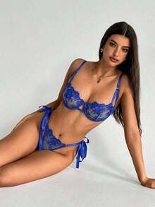 Set de 2 piezas de lencería compuesto por sujetador y pantie con bordado floral y tela de malla para mujeres - azul real - Ver 8