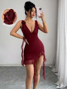 Nuevo vestido mini para mujer de primavera/verano, de malla con parches, de punto elástico 3D con flores, de unicolor, ajustado, con escote en V profundo, busto fruncido, cintura ceñida, abertura alta en el muslo, volante asimétrico, espalda des - Burdeos - Ver 1
