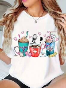 Nueva camiseta de manga corta para mujer, a la moda, transpirable y suave, casual y cómoda, adecuada para actividades al aire libre en primavera y verano, un regalo considerado para enfermeras. Esta camiseta con estampado de café presenta un diseño casual de manga corta y cuello redondo en color blanco, decorada con un estetoscopio y motivos en forma de corazón. Es adecuada para trabajadores de la salud y también puede usarse como ropa informal (apta para todas las estaciones), lo que la convierte en una opción ideal para el personal médico. Ropa temática, ligera y transpirable. Camisas de mujer, camisas casuales de mujer, tops, ropa de mujer de alta gama, estilo Y2K, estilo vintage urbano, camiseta unisex holgada de manga corta y cuello redondo de puro algodón. - Blanco - Ver 1