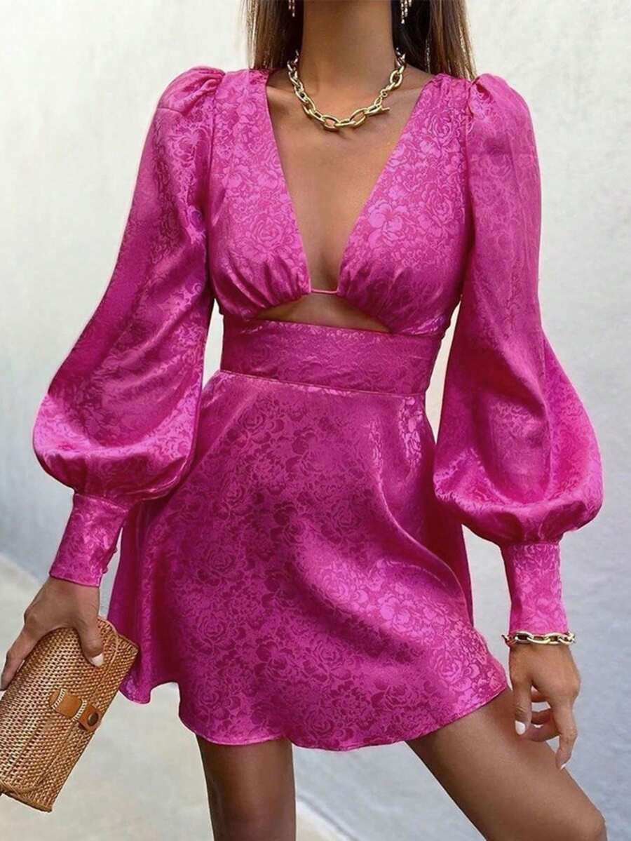 Vestido corto estilo chica atrevida 2026, cuello V con calados y tejido jacquard, manga farol y diseño sensual y moderno. - Rosa - Ver 1