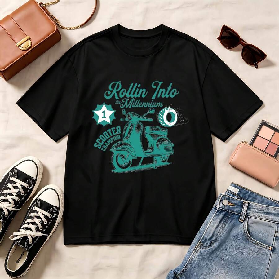 Retro Scooter Design, 100% Cotton, Oversized Soft Breathable Casual Crewneck, Short Sleeve Top, Y2K Aesthetic Summer Vibes Streetwear - Negro - Ver 1