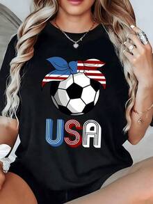Balón de fútbol con una cinta que combina los colores rojo blanco y azul simbolizando la fuerza unión y orgullo nacional de Estados Unidos camiseta de mujer casual cómoda para uso diario - Negro - Ver 6