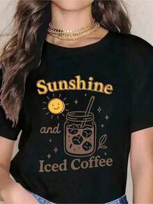 Suave, transpirable y ligera para comodidad durante todo el día. Camiseta Retro Comfort Summer, Camiseta "Iced Coffee And Sunshine", Regalo para Adictos al Café Helado, Camiseta Motivacional "Sunshine", Camiseta para Vacaciones de Verano. Cuello redondo clásico con un corte relajado que favorece todas las formas del cuerpo y es fácil de combinar con jeans, pantalones cortos y leggings. - Blanco - Ver 11