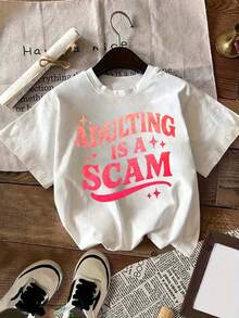 Camiseta de manga corta para mujer con estampado moderno "Adulting Is A Scam", 100% algodón, corte holgado, transpirable, con patrones de letras, camiseta de manga corta de moda de verano para mujer adulta, adecuada para uso al aire libre, regalo ideal. - Blanco - Ver 6