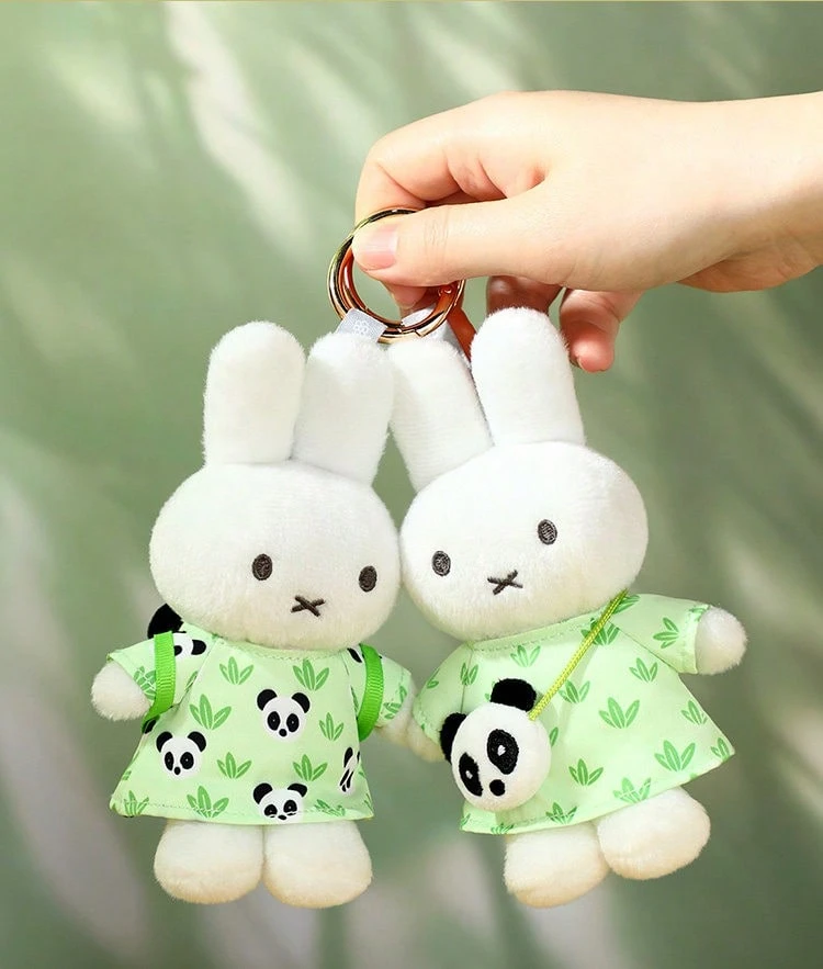Bộ sưu tập Miffy: Mặt dây chuyền hình gấu trúc nhồi bông – Mềm mại và dễ ôm; Móc khóa hình thỏ Miffy – Dễ thương và đáng yêu - Nhiều màu - Xem 1