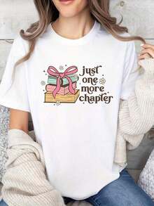 LooseCamiseta "Just One More Chapter", regalo para amantes de los libros, día de la lectura, camiseta para amantes de los libros, camiseta para bibliotecarios, regalo para lectores. Camiseta de algodón grueso de 220 g para mujer. Top blanco para mujer. Confeccionada en algodón 100 % puro, grueso y transpirable. Este tejido grueso de 220 g ofrece comodidad y durabilidad. Perfecta para el verano, es ideal para el trabajo, el gimnasio, viajes, salidas informales, deportes al aire libre o para combinar en cualquier temporada. Una prenda básica versátil: ideal para la escuela, la ropa de calle o simplemente para relajarse en casa. Camisetas de mujer. Camiseta básica de algodón con cuello redondo para mujer. - Blanco - Ver 7
