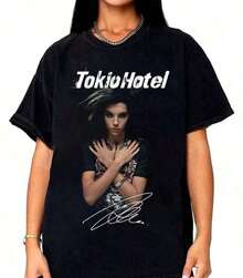 Concert Outfits Tokio Hotel Group Portrait Tee Tokio Hotel Band Members In Concert Pose On Black Background, Unisex Pop Rock Music Fan T-Shirt,Sunshine And Cheerful Printed T-Shirt, 1 Piece, 100% Pure Cotton, Seasonal Casual Men's T-Shirt, Round Neck Pure Cotton Short Sleeved T-Shirt,,1 Piece,Family Matching Outfits, Seasonal Apparel Breathable Material,Festive-Unisex - Negro - Ver 1