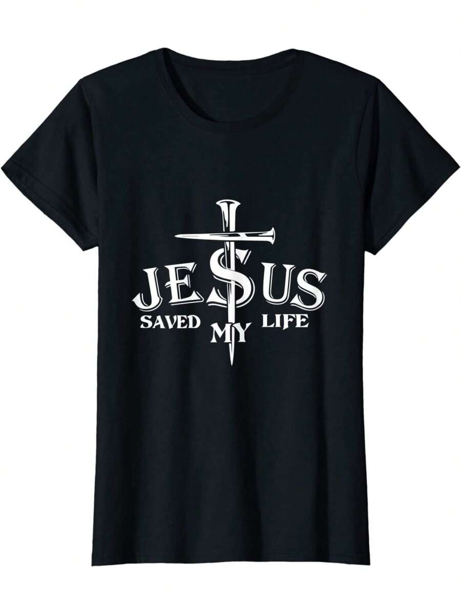 Camiseta Cristã Feminina Preta "Jesus Salvou Minha Vida" com Design de Cruz - Camiseta de Manga Curta, Gola Redonda, Macia e Respirável para Uso Casual e Esportivo, Lavável à Máquina, Camiseta para Corrida em Espiral | Camiseta Gráfica Ousada | Camisa Estampada Durável - Preto - Visão 1