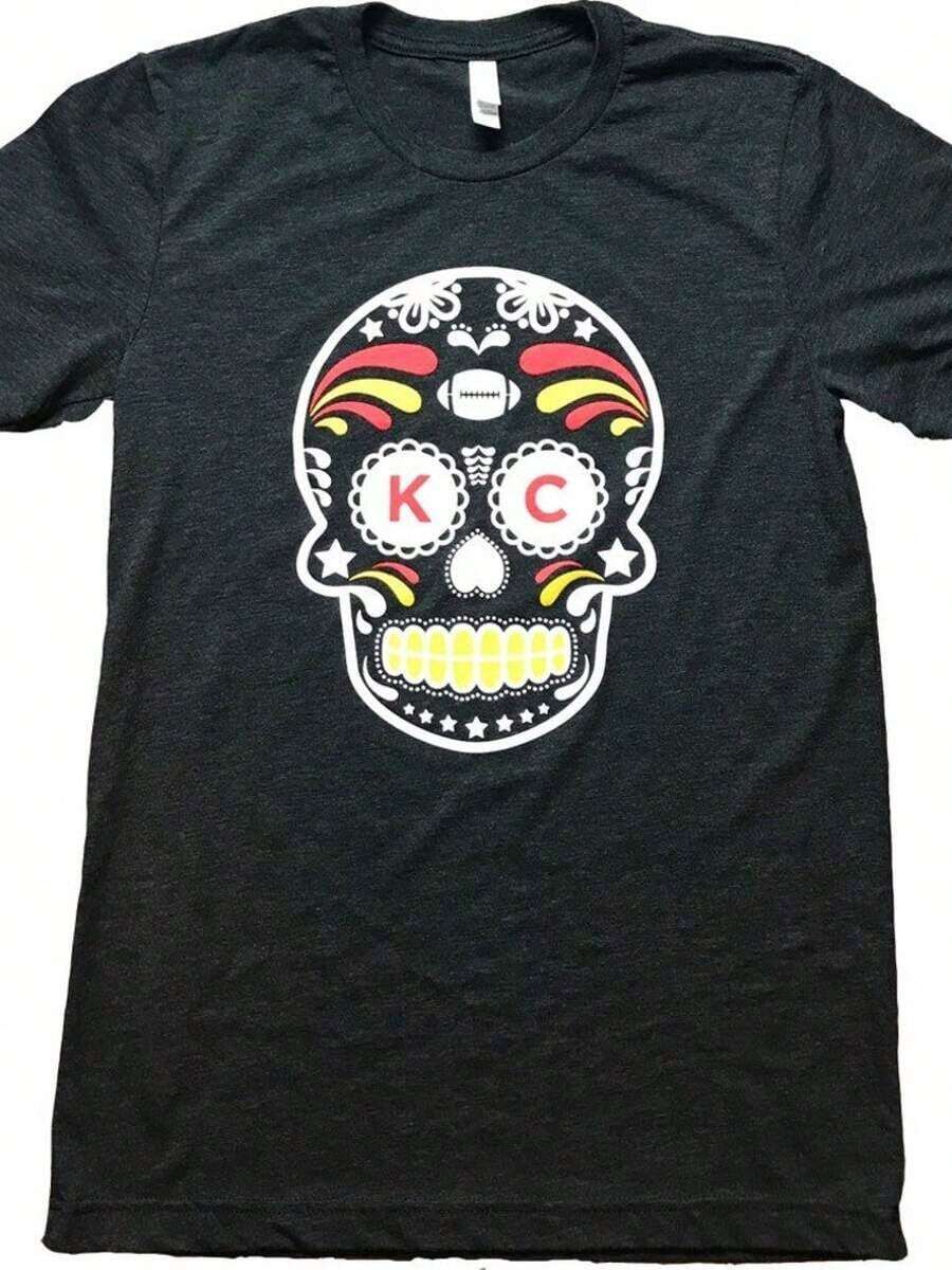 Camiseta Casual de Fútbol Negra para Adultos y Niños, Manga Corta, Ropa de Fútbol, Conjuntos Festivos para Mujeres, Regalos para Novios, Esenciales para Vacaciones, Ropa Festiva para Hombres, Conjuntos de Verano para Hombres, Ropa Urbana para Hombres, Ropa Y2k, Conjuntos Festivos, Ropa para Adolescentes, Ropa Festiva para Niños, Ropa para Niñas, Camiseta de Fútbol KC Sugar Skull Negra, Material Suave, Cómodo y Sin Restricciones, Buena Transpirabilidad, Perfecta para la Vida Cotidiana, Regalos Personalizados para Eventos al Aire Libre y para Fanáticos del Fútbol, Regalos para Novios, Regalos para Hombres, Regalos para Niños, Regalos para Niñas, Regalos Especialmente Preparados para Fanáticos del Fútbol, Regalo para Niños, Amigos y Familiares. - Negro - Ver 1