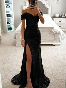 Vestido largo de gala formal con escote hombros descubiertos, fruncido, abertura alta y lentejuelas tipo sirena - Negro - Ver 1