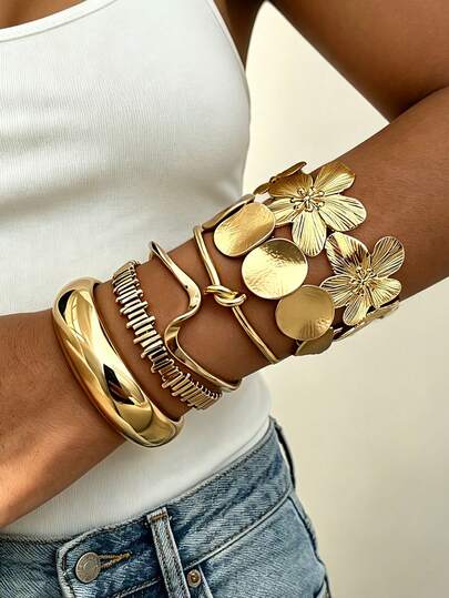 Bộ 6/5/1 chiếc vòng tay bản rộng bằng kim loại, kiểu dáng cổ điển, phóng khoáng, sang trọng, họa tiết hình học và hoa văn, chất liệu co giãn, phù hợp cho nữ đeo hàng ngày, sản phẩm mới năm 2026.