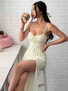 Vestido de tirantes con abertura lateral y estampado floral diminuto para vacaciones de mujer - Amarillo - Ver 7