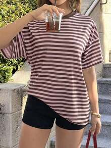 Camiseta casual de mujer  de cuello redondo holgado, camiseta de manga corta de ajuste ceñido con parches a rayas minimalista, adecuada para primavera/verano, ideal para el Día de San Valentín - Rosa - Ver 7