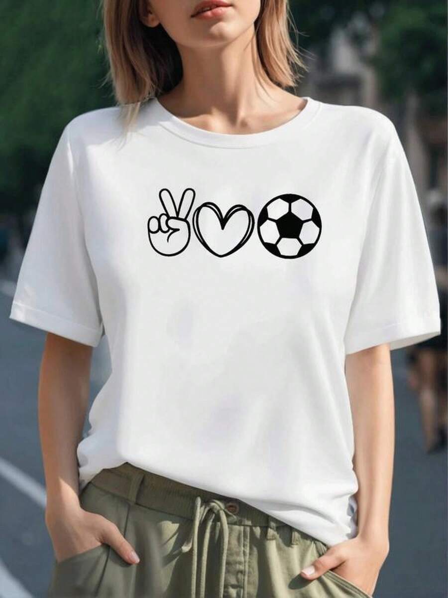 Corazón formado por flores y la palabra LOVE que simboliza la unión de la naturaleza con el amor y la energía positiva camiseta para mujer 100% algodón suave y cómoda perfecta para uso diario - Negro - Ver 1