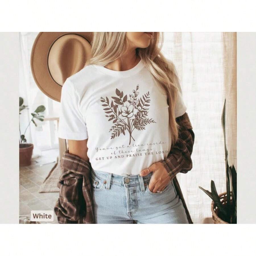 Camiseta Cristiana con Diseño Floral Lion Inside, Marca Bella Canvas - Blanco - Ver 1