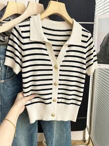 Top de punto para mujer, casual y versátil, con cuello y manga corta, con una hebilla metálica única, perfecto para el verano, salidas, playa, primavera y vacaciones.También es adecuado para ropa casual de verano, prendas de punto, prendas de punto a rayas y ropa de trabajo.Ropa para la temporada de graduación, ropa casual y moderna para ir al trabajo, ropa de oficina, ropa casual versátil y elegante para el día a día, atuendo profesional urbano para maestros, suéteres de manga corta, lindos cárdigans de manga corta, blusas lindas para mujer. - Blanco y Negro - Ver 9