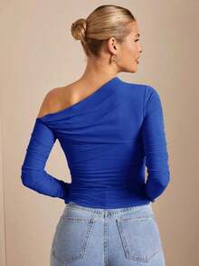 Camiseta de manga larga con cuello asimétrico plisado, ajustada, en color liso, para mujer, para primavera/otoño - azul real - Ver 2