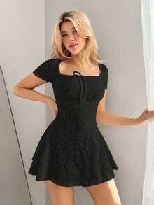 Vestido corto casual de unicolor con cuello cuadrado y manga corta en estilo Y2K para mujer, color blanco - Negro - Ver 6