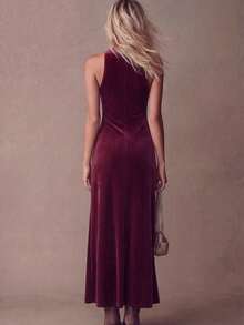 New Plain Velvet Dress With A High Slit, Fitted And Flattering - Burgundy - View 3
