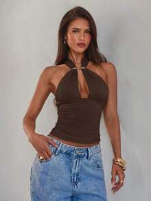 Camiseta sin espalda con cuello halter y decoración de hebilla de metal hueca sexy para mujer - Café integral - Ver 4