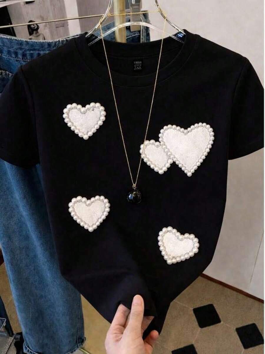 T-Shirt With A White Heart Design And Pearl-Style Embellishments, But It's A Print, Casual Women's T-Shirt, Round Neck, Short Sleeves, Ideal For Everyday Wear, Eye-Catching, Modern, Loose Fit, Perfect For You. - 黑色 - 查看 1