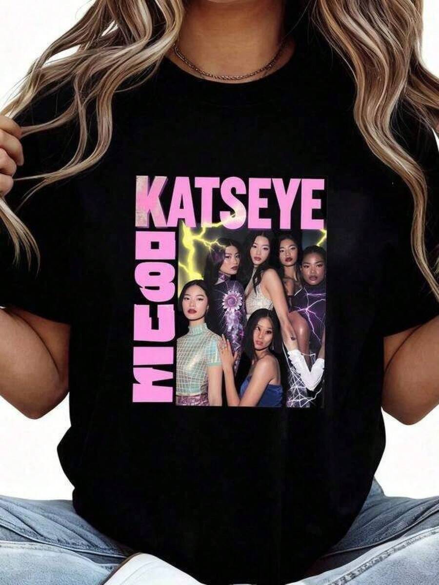 Camiseta unisex de manga corta, KatseyeCamisaHermosoCaosTourCamisa 2026Día de la MadreDía,4ºDeJulioConjunto de ropaParaMujeres,Tops,VeranoTops,Summertopsdemujer, MichaelJacksonGráficoCamisetaDulceDiseño,VeranoInformalDesgaste, CalienteClimaWear,camisetasparamujer,camisetasparahombre,playerasdehombre,,y2k,spiderman,regalosparaEsonovio,RetroVintage,playerasdehombregimnasio, spiderman, FIFACampeonato Mundial2026Camiseta,,regalosparaEsonovio, - Negro - Ver 1