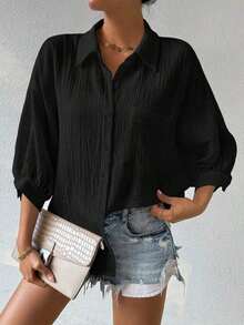 Camisa de mujer minimalista y casual de unicolor con botones delanteros, textura y hombros caídos - Negro - Ver 4