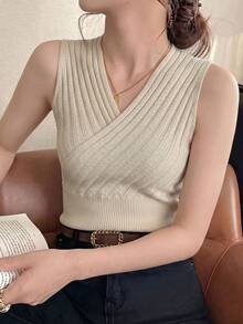 Áo kiểu không tay thanh lịch, chất liệu dệt kim gân, vạt trước xếp chéo, dành cho nữ. - Màu Khaki - Xem 4