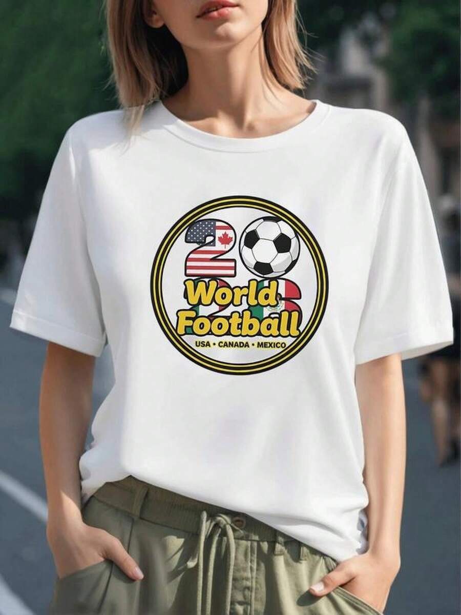 Celebración global con balón y banderas de Estados Unidos Canadá y México que simboliza la unión deportiva 2026 camiseta para mujer 100% algodón - Negro - Ver 1