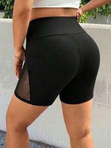 Shorts informales de mujer talla grande de color negro con aplicación de malla ajustada - Negro - Ver 2