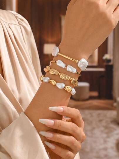 4pcs/Set Vintage Minimalist Baroque Faux Pearl CCB Beaded Bracelet Set, Fashionable Versatile Jewelry For Women, Suitable For Daily Wear, Summer Vacation, Dates, Parties, Music Festivals