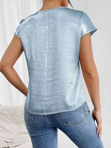 holgada y elegante casual con detalles metálicos en los hombros, blusa plisada de satén sólido de manga tipo murciélago para mujeres - Celeste - Ver 2