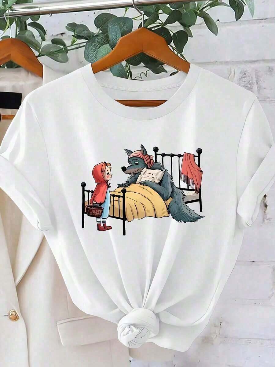 A Women's Short-Sleeved T-Shirt, 100% Cotton, Featuring A Little Red Riding Hood And A Wolf Print. A Fun And Whimsical Style For Spring/Summer 2026. This Casual, Cool, Loose-Fitting Top Is Flattering And Features A Classic Fairytale Theme In A Modern And Versatile Design. Women's Clothing At A Special Price. - 白色 - 查看 1