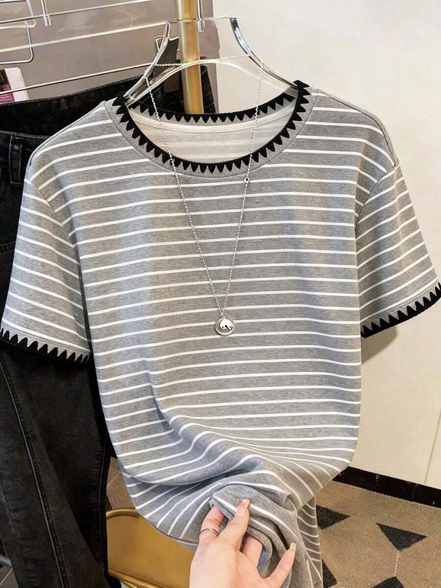 Camiseta de manga corta y cuello redondo con estampado de lunares aleatorios, un gran regalo para amigos - Gris Claro 4 - Ver 1