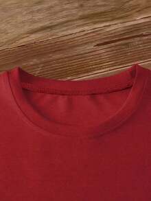 Women's Short-Sleeved T-Shirt With An Earth Print, Crew Neck, Machine Washable, Soft To The Touch, Breathable, Suitable For Spring, Summer, And Autumn. Friendly, Unique, Casual, For Everyday Wear, Easy To Match, Women's Top, Sizes S-XXL. Suitable For Many Occasions, Such As Charity Events, Nature Excursions, Etc. Unisex Loose-Fitting Cotton Short-Sleeved Crew Neck T-Shirt With An Urban Vintage Style - 紅色 - 查看 3