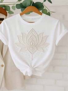 This Loose-Fitting, Breathable Women's Short-Sleeved T-Shirt Features A Pearl And Lotus Print. Made With High-Quality Printing Technology, Its Versatile Design Makes It A Must-Have For Spring And Summer. Stylish And Sophisticated, It's A Perfect Gift For Your Girlfriend Or Mother. Ideal For Summer. - 白色 - 查看 5