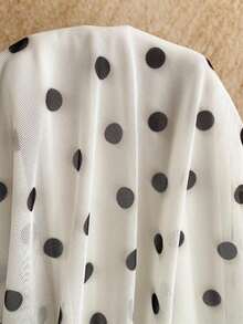 Vestido ajustado de punto y malla con hombros descubiertos para vacaciones - Blanco y Negro - Ver 5