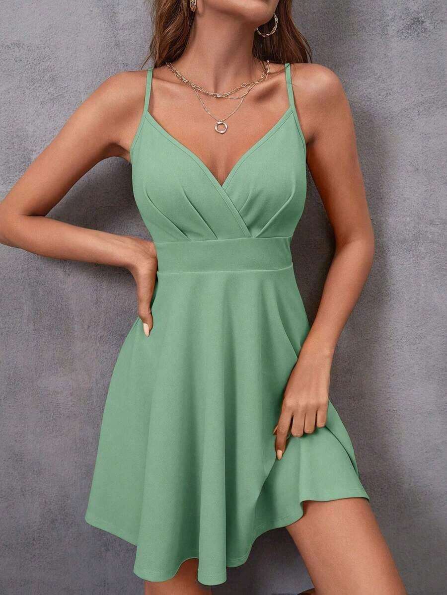 Vestido de tirantes unicolor fruncido - verde menta - Ver 1