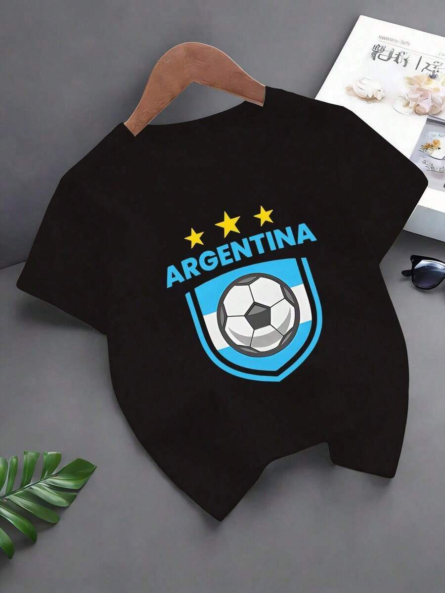 2026 Football-Themed Printed Shirt With The National Flag. The Design Features A Combination Of National Flag Colors And Football Motifs. It's Casual, Breathable, And Comfortable. Machine Or Hand Washable. Suitable For Children And Teenagers. Great For Gifting. Women's T-Shirt. Stylish. Bohemian Style. Soft, Breathable, And Comfortable Garment, Perfect For Spring, Summer, And Fall; Ideal For Vacations, Travel, And Everyday Wear. Perfect For Watching A Game. - 黑色 - 查看 1
