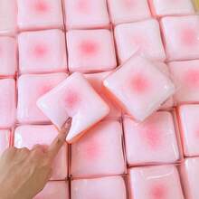 Toast Bread Slow Rising Squishy, Soft Foam Squishy Stress Relief Squeeze Toy, Premium Realistic Food Squishies, Cute Bakery-Style Squeeze Toy For Relax & Gift (Pink) - Pink - 查看 6