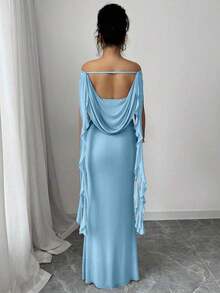 Vestido elegante de mujer con un hombro descubierto, fruncido, silueta entallada y parche en la cintura con lazo - Azul - Ver 2