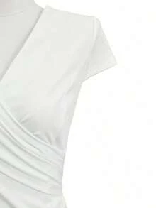 Camiseta de mujer de unicolor, elegante, con escote en V y mangas cortas cruzadas - Blanco - Ver 4