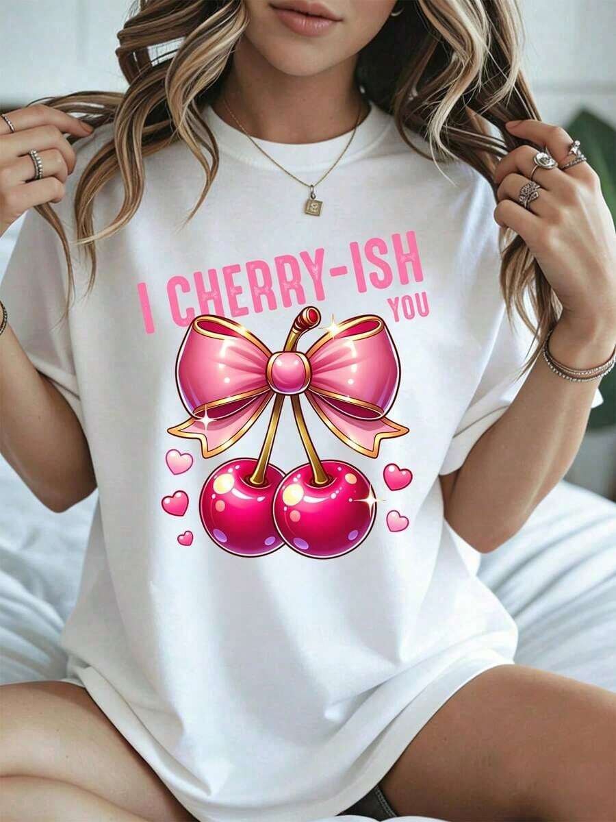 Elegante y casual para mujer, manga corta, linda camiseta con estampado de cerezas para el Día de San Valentín, "I Cherry Ish You", lazo rosa y cerezas, ropa casual blanca para mujer, primavera verano. - Blanco - Ver 1